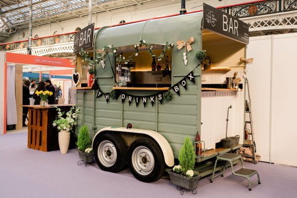 The Drinks Box - Converted Horse Trailer Mobile Bar Hire 26