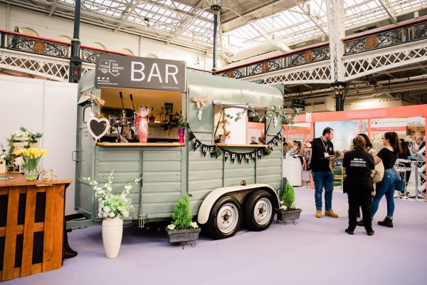 The Drinks Box - Converted Horse Trailer Mobile Bar Hire 5